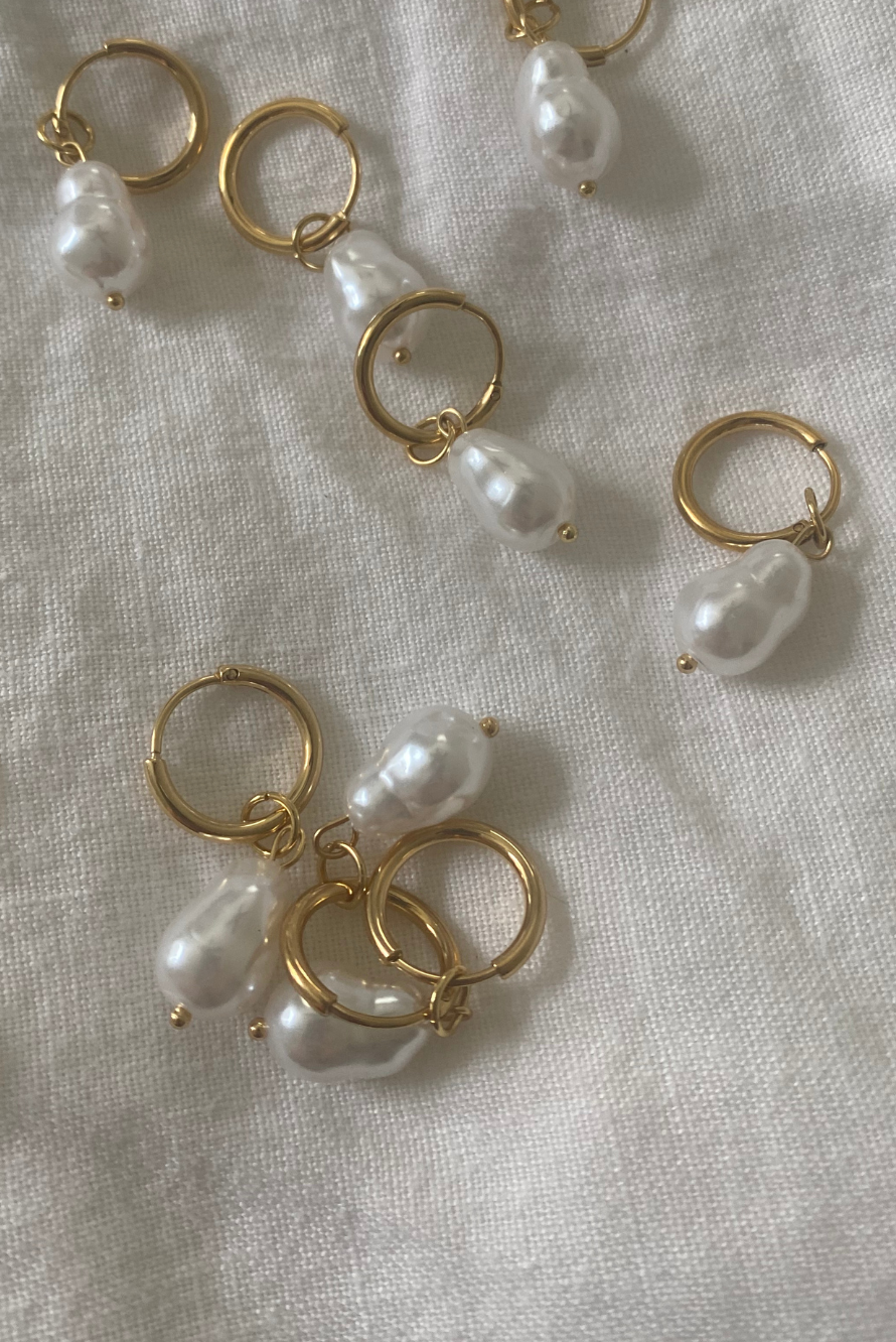 Pearl Pendant Earrings