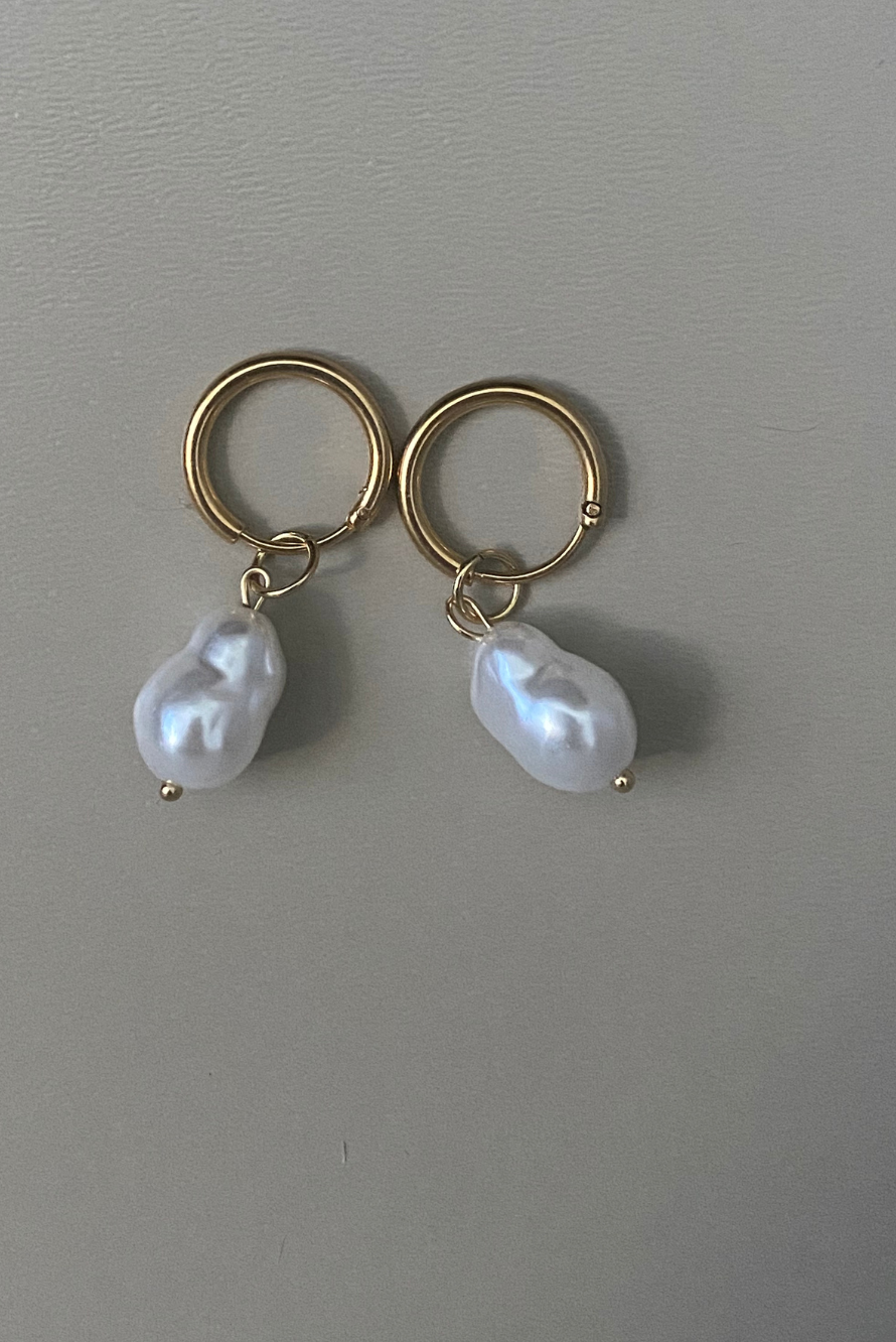 Pearl Pendant Earrings